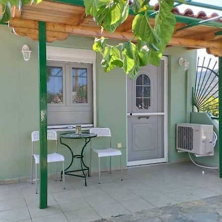 Lovely Guesthouse On The Beach Айя-Анна Экстерьер фото