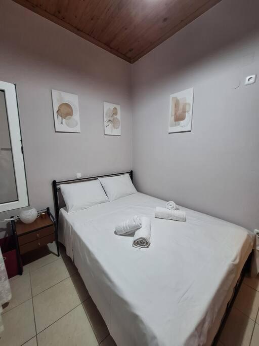 Lovely Guesthouse On The Beach Айя-Анна Экстерьер фото