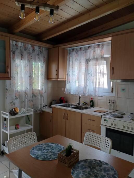 Lovely Guesthouse On The Beach Айя-Анна Экстерьер фото